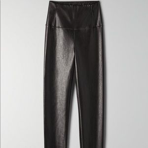 Aritzia (vegan) Daria Ankle Pant